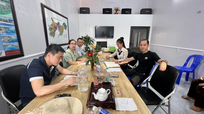 ĐỘI NGŨ CHUYÊN GIA VỚI NHIỀU NĂM KINH NGHIỆM 